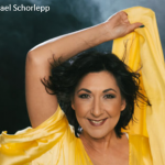Sommerkonzerte 2023: Susan Ebrahimi und Wolf Giloi - Ein französischer Chanson-Abend
